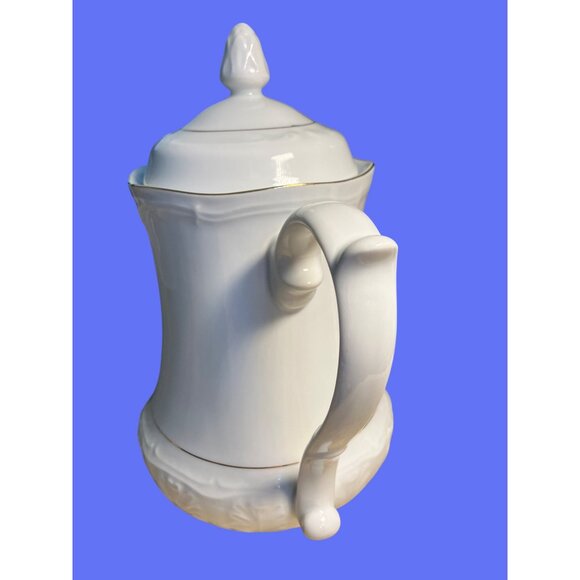 Southington By Baum Golden Rhapsody Fine China White Teapot w/ Gold Color Trim - Picture 7 of 12